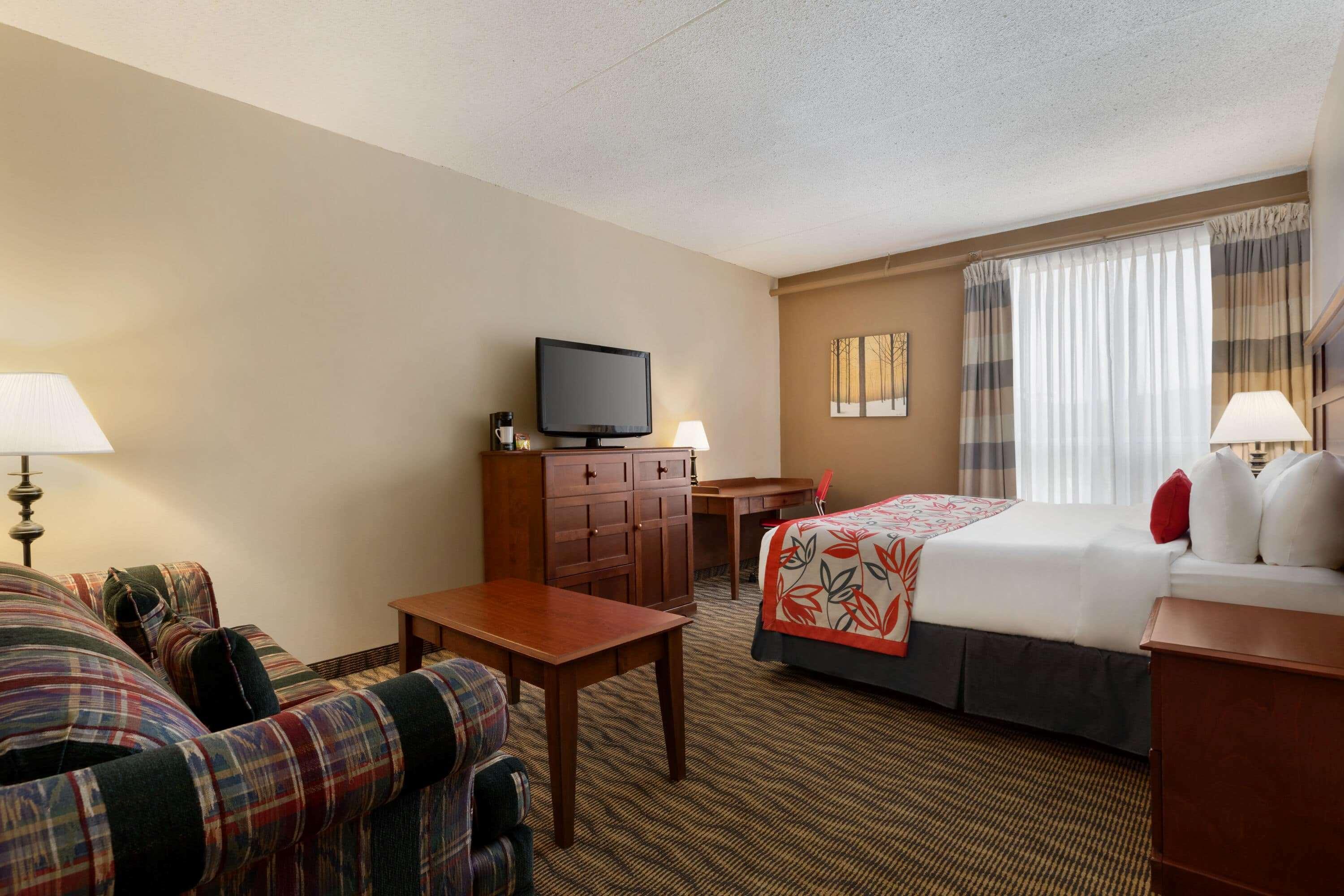 Ramada By Wyndham Fredericton Otel Dış mekan fotoğraf