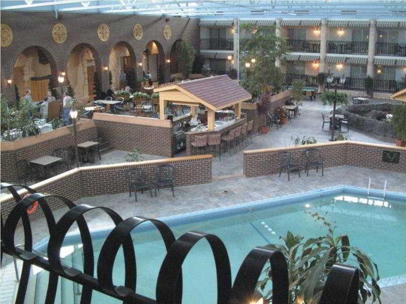 Ramada By Wyndham Fredericton Otel Dış mekan fotoğraf